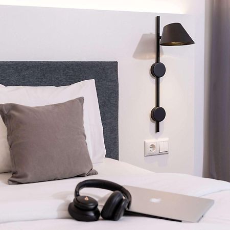 Ibis Styles Hamburg Alster City Exterior photo