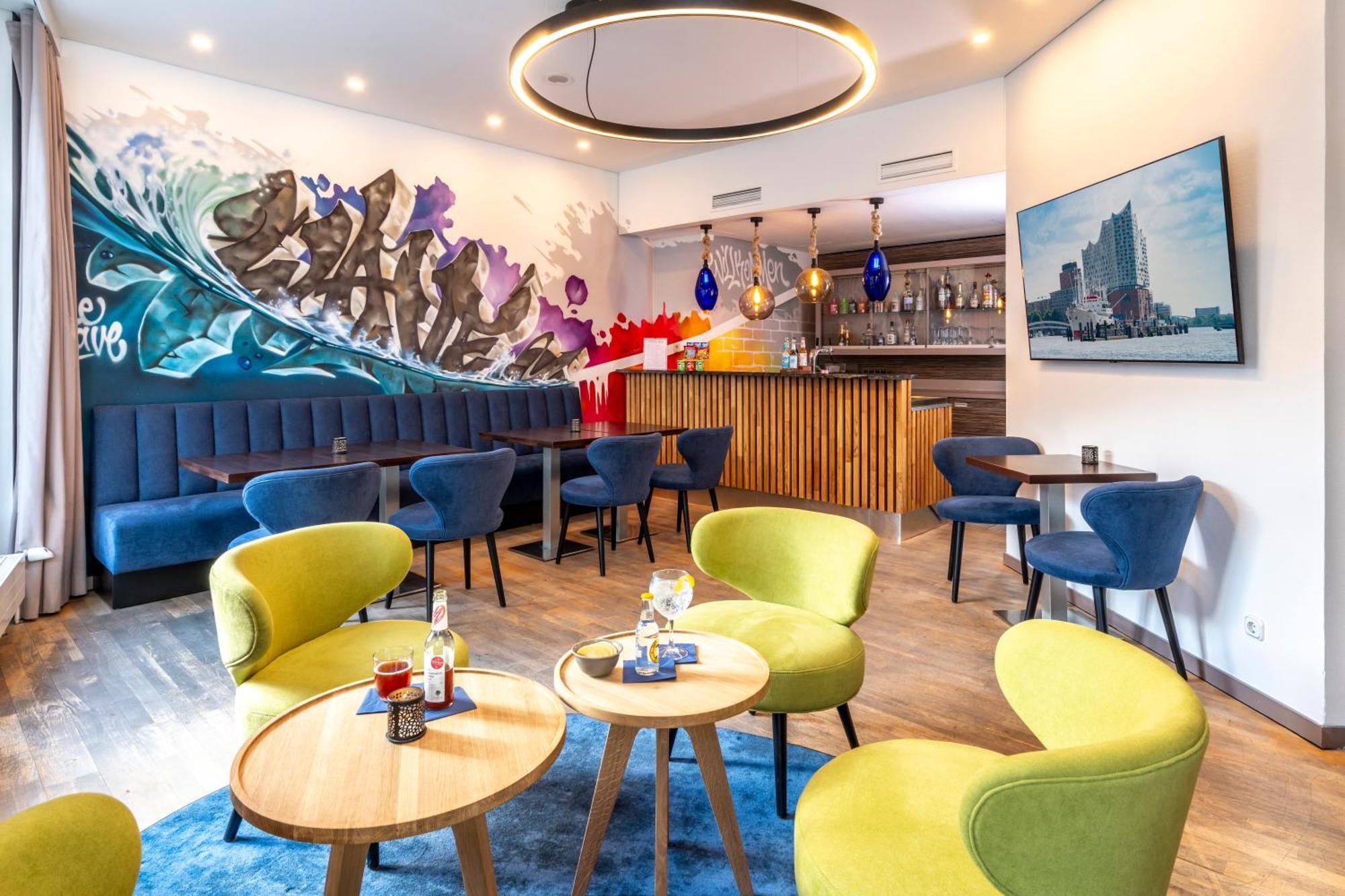 Ibis Styles Hamburg Alster City Exterior photo