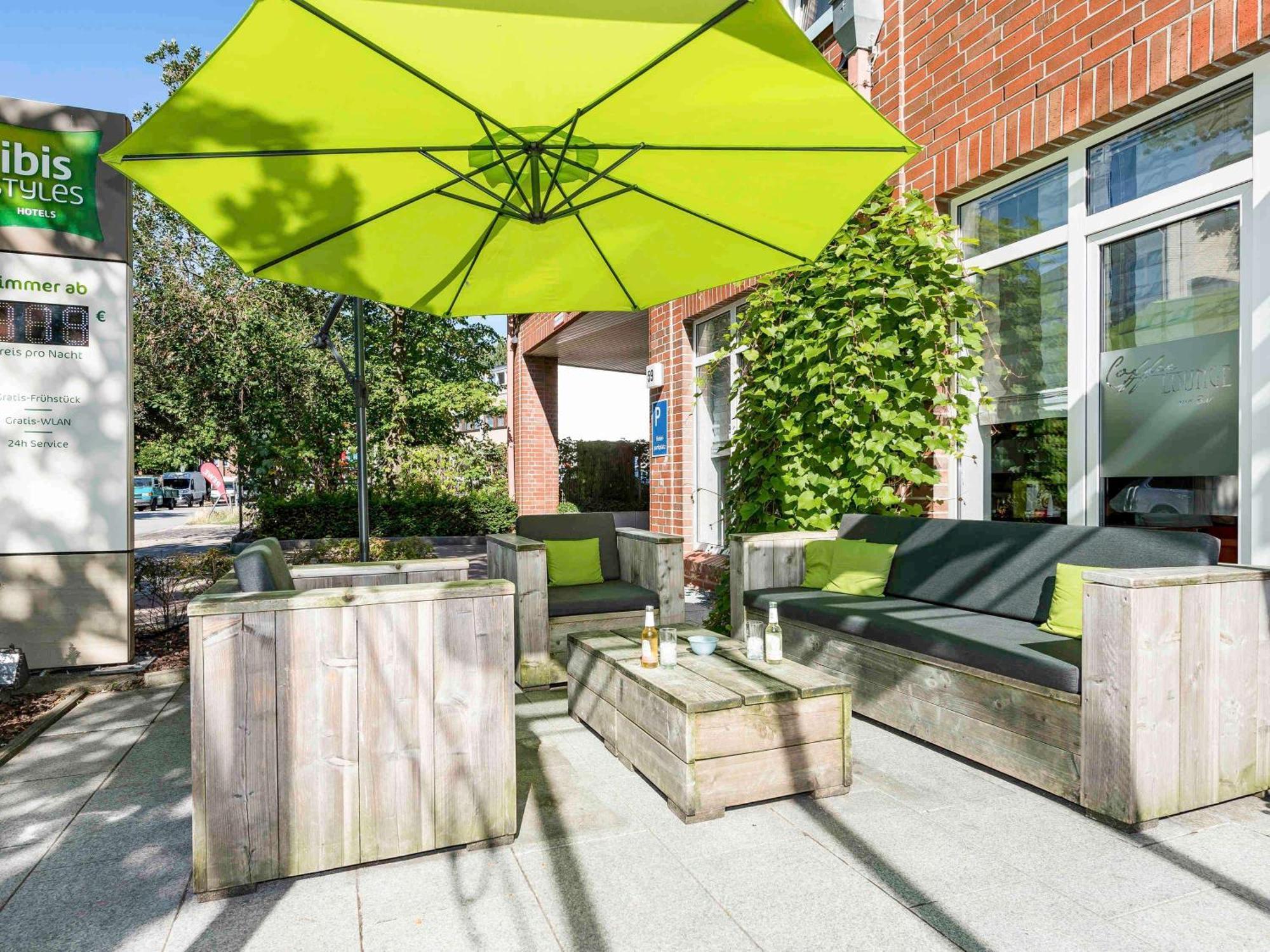 Ibis Styles Hamburg Alster City Exterior photo