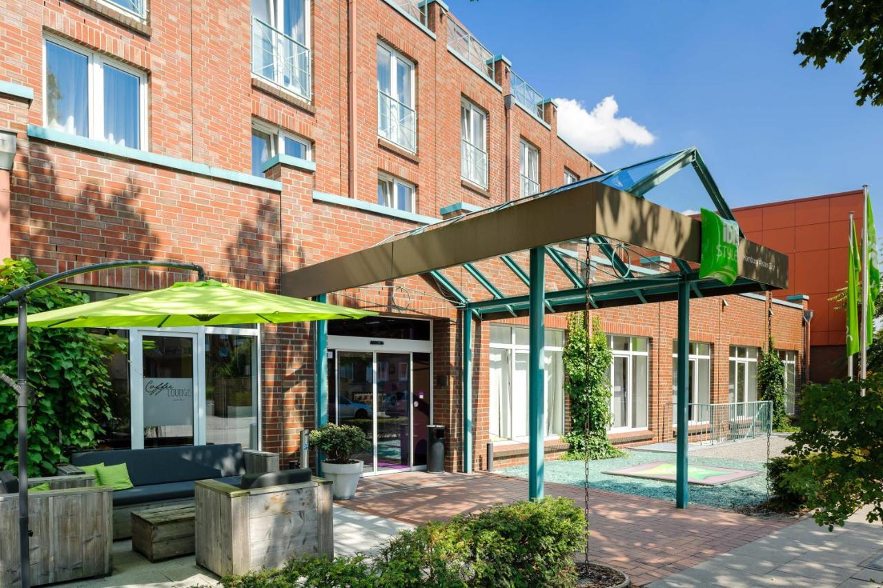 Ibis Styles Hamburg Alster City Exterior photo